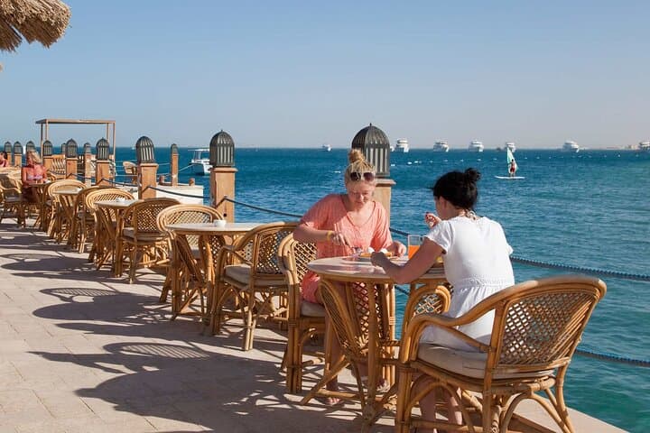 6 Day Egypt Holiday Package Visit Cairo and Hurghada