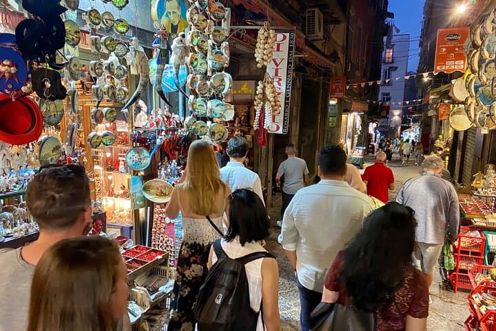 Naples Walking and Sightseeing Tour With Local Expert