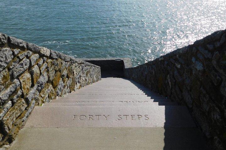 Newport Cliff Walk Self-Guided Walking Audio Tour