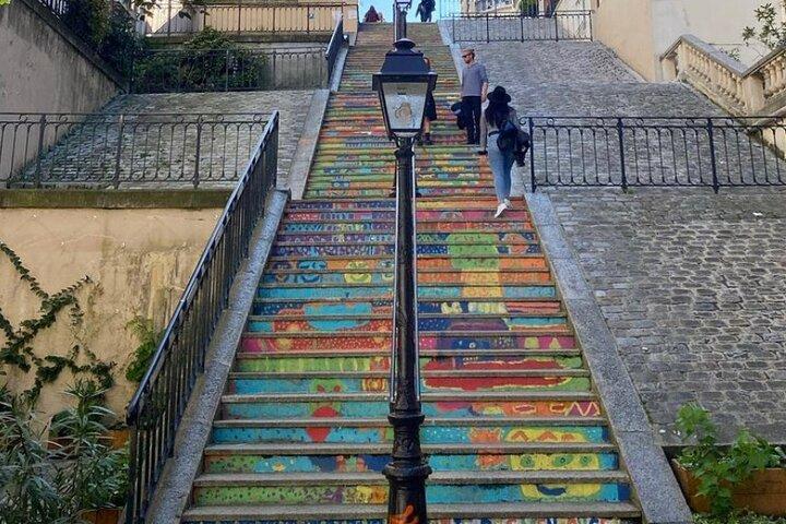 Montmartre Experience : Guided Tour, Tasting, and Art