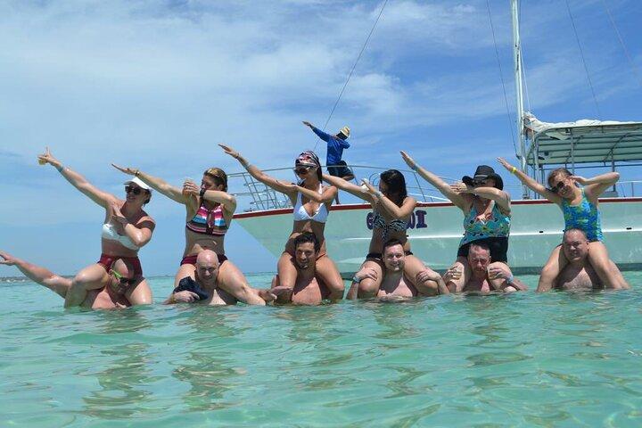 Saona Island Tour Catamaran Buffet Lunch & Full Day Trip