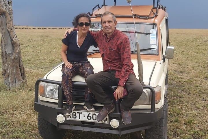 Safari Vehicle Hire (Land Cruiser)