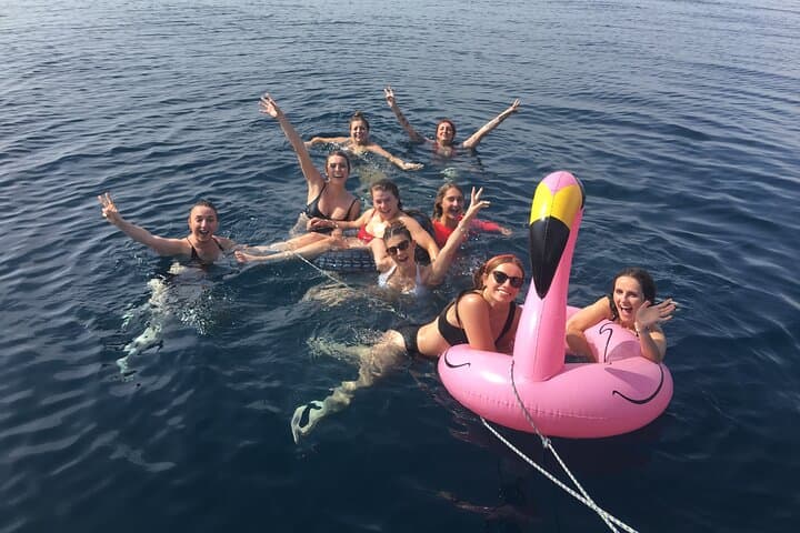Barcelona 3-hour Private Boat Trip