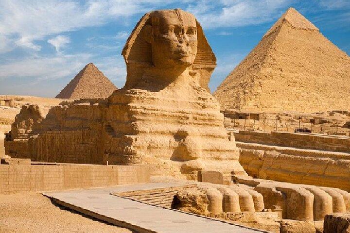 Cairo |Layover| Trip pick up from Cairo airport to visit Giza Pyramids & Sphinx