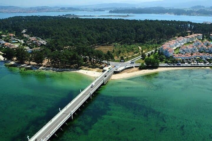 Rias Baixas Tour with Winery and Boat (optional)