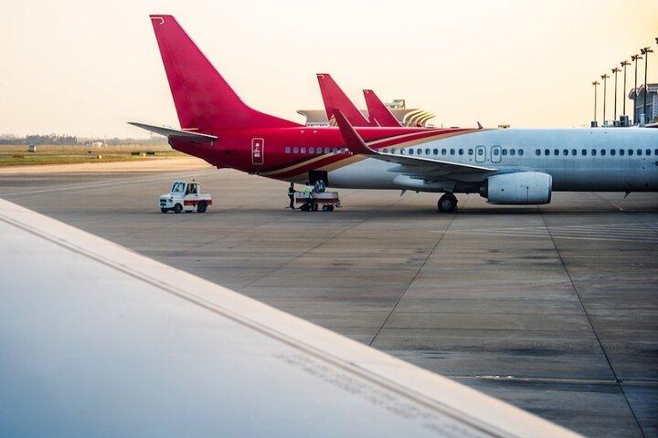 Private Airport Transfer between Paris and Parisian Airports
