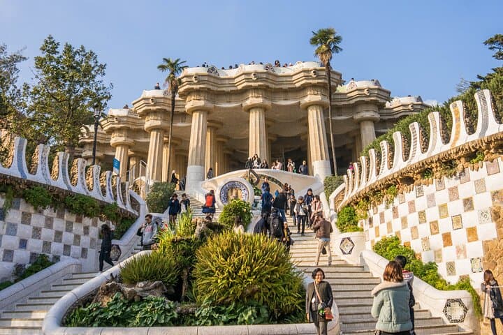 Park Guell Guided Tour with Skip-the-Line Ticket