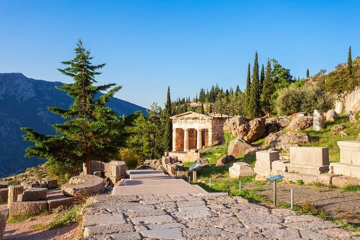 Delphi, Spanish guided one day tour
