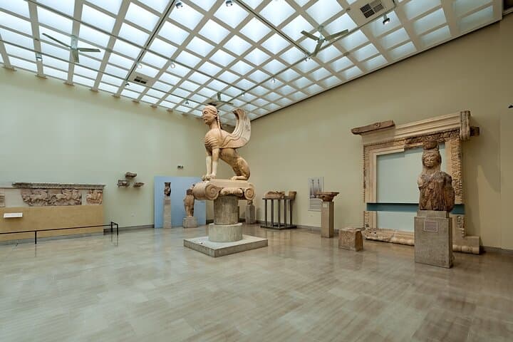 Delphi, Spanish guided one day tour