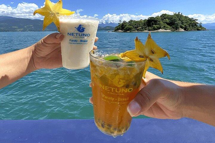 Boat tour experience with snorkel mask included - BY NETUNO TOURS
