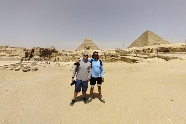 8-Hour Private tour Giza Pyramids, Egyptian Museum and Giza Bazaar