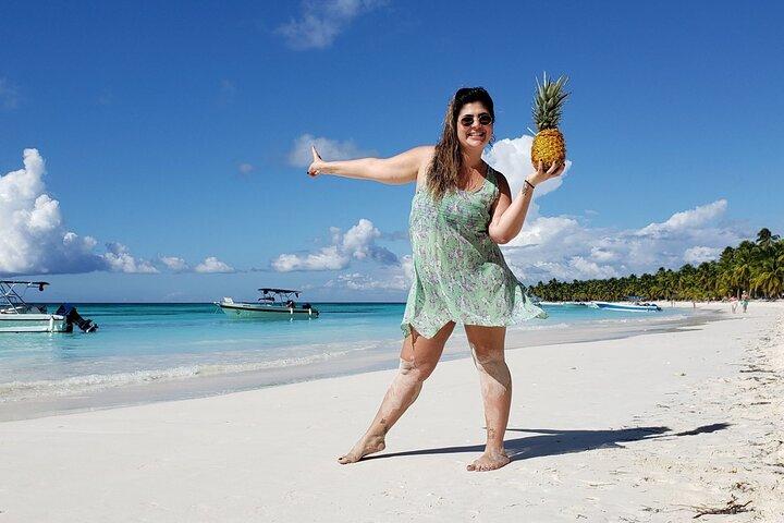 Saona Island Tour Catamaran Buffet Lunch & Full Day Trip