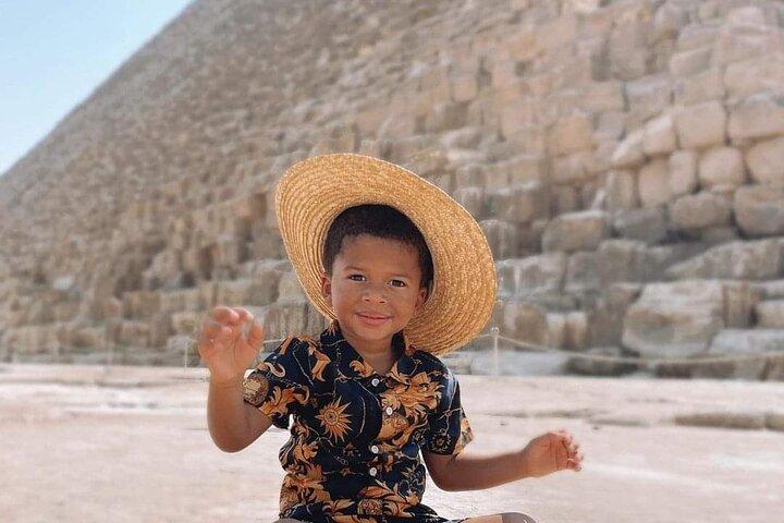 Full Day Tour at Giza Pyramids, Egyptian Museum and Old Coptic Cairo