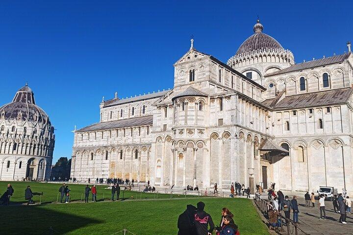 PRIVATE TRANSFER: from Pisa to Florence with private chauffeur