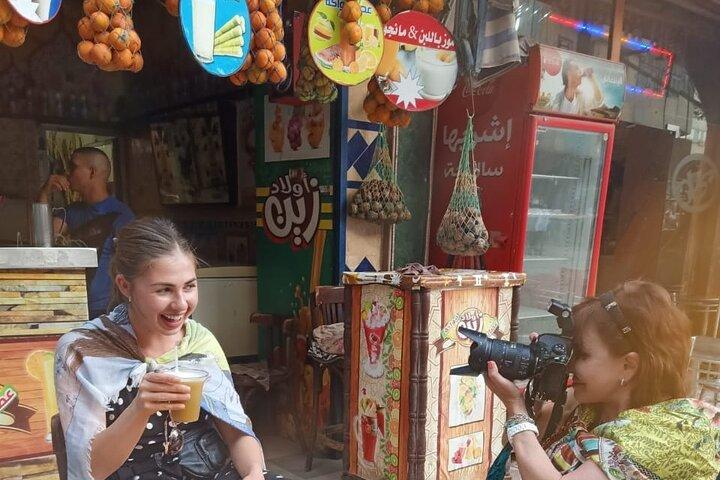 Cairo Food and City Tour with Private Vehicle