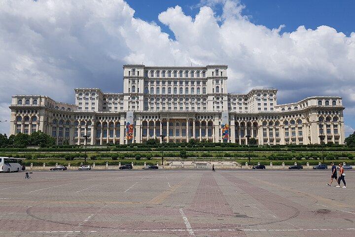 Bucharest: City Highlights Guided Private Tour