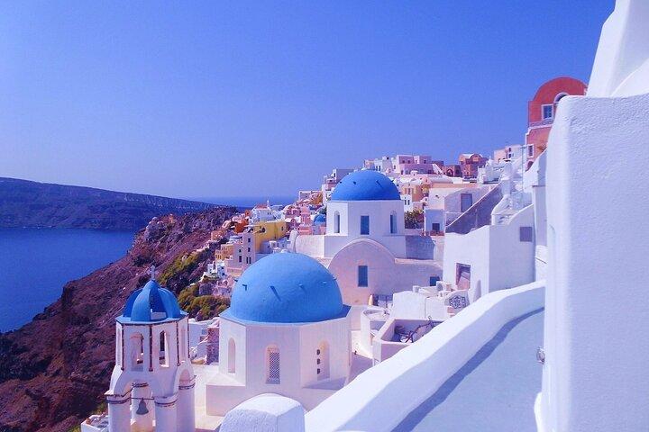 6-Day Private Tour Athens & Santorini to Discover Greece's Charm