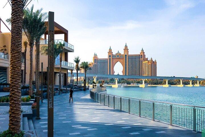Palm Jumeirah Island Tour with Revolving 360" view from The View at The Palm !