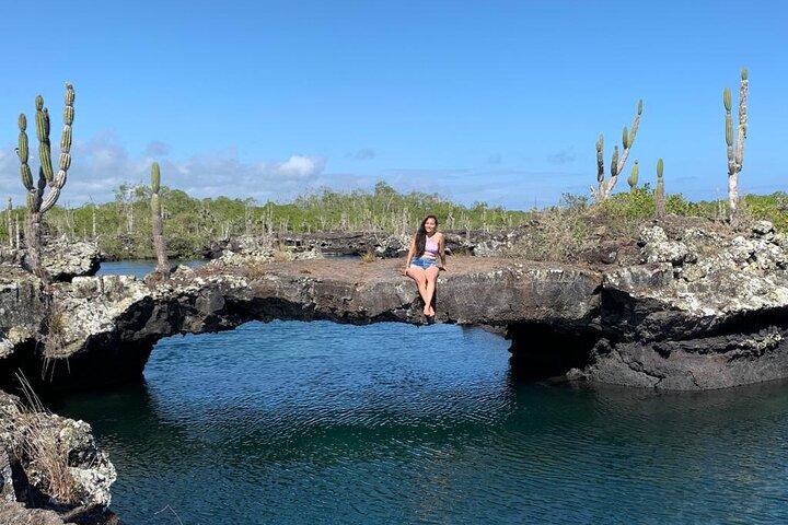 5 days excursion to Galapagos Islands with Snorkel and Volcanoes