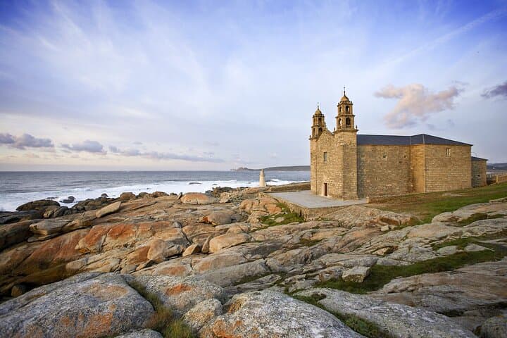 Excursion to Finisterre, Muxia and Cabo Vilan With Boat Cruise