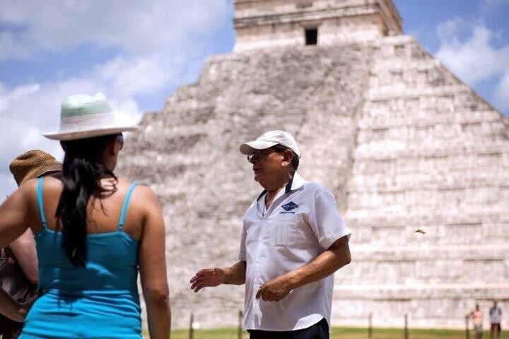 Chichen Itza Tour, Cenote Samula, Valladolid from Cancún