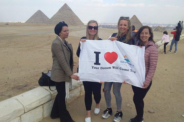 Cairo: Pyramids and Museum on Private tour, No Hidden Cost.