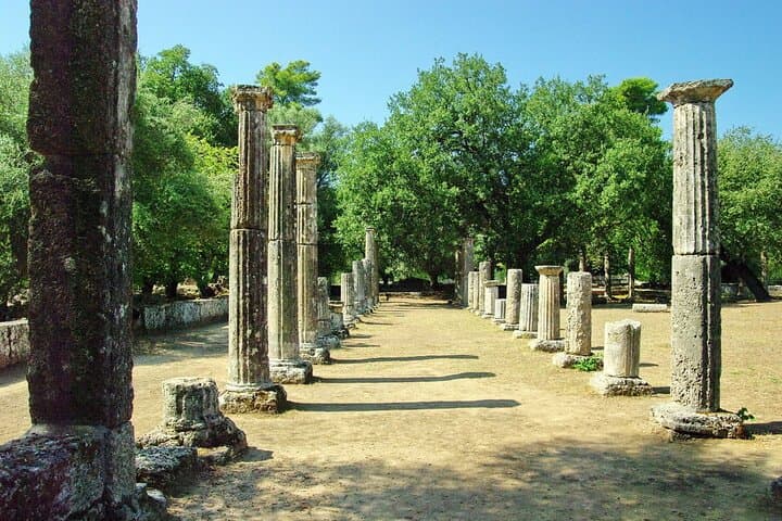 Private Tour from Athens to Corinth Canal and Ancient Olympia