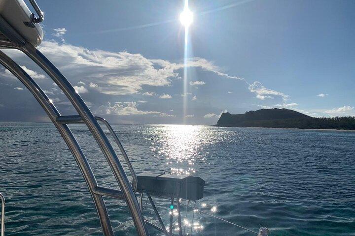Catamaran Full-Day 3 island Northern Isles Cruise in Grand Baie