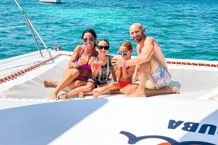 Premium Catamaran Morning Sail: Snorkeling, Mimosas and Brunch
