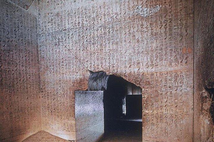 Saqqara pyramids and tombs, Giza three pyramids and Memphis