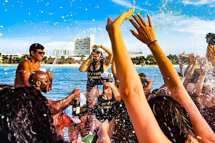 Catamaran Party Boat Cancun