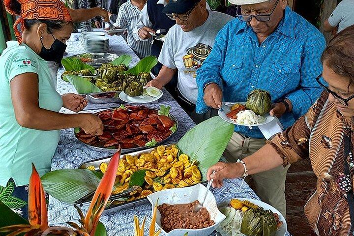 2-Day Tour in the Peruvian Amazon Jungle From Iquitos
