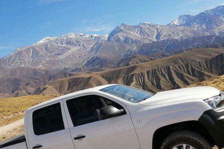 Malbec & Mountain Uco Valley Private Wine Tour with Gourmet Lunch
