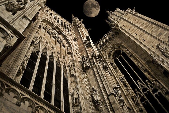Tour of Milan Cathedral & Rooftop for Kids & Families with Skip-The-line Tickets