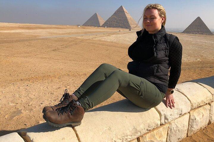 4-hours private tour Giza pyramids and sphinx