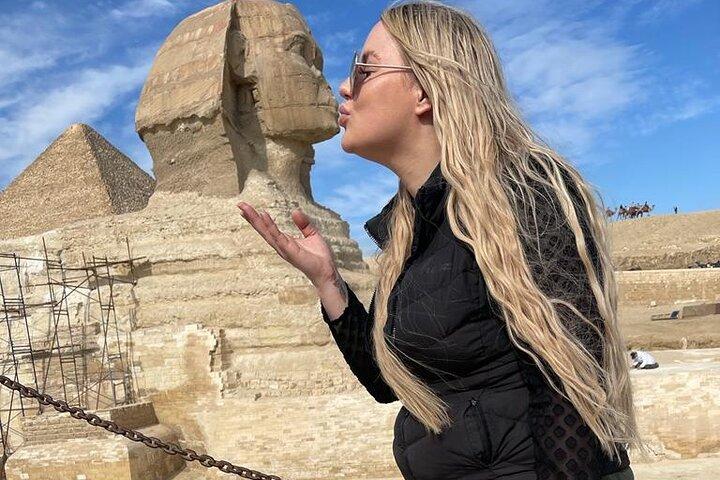 4-Hours private tour Giza pyramids and sphinx day tour