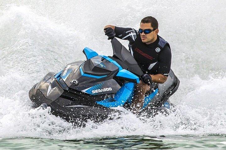 Jet Ski Ride in Dubai JBR The Beach