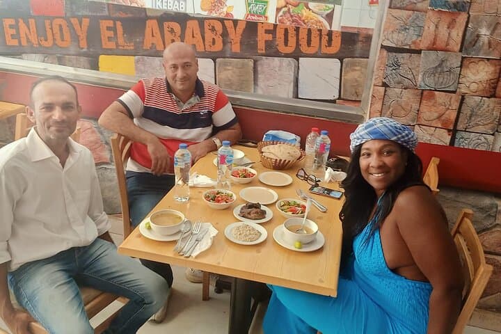 Cairo Food Tour in local places & Egyptian Mint Tea