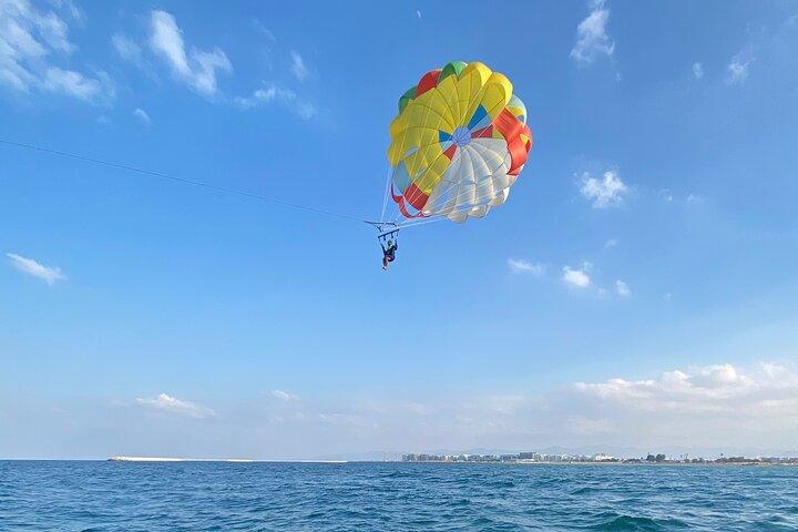 Parasailing tour in Al Mouj Muscat