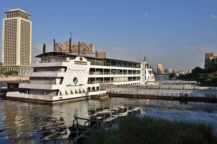 Cairo Dinner Cruise With Belly Dancer Show