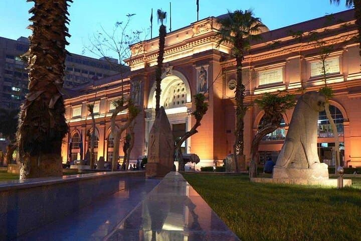 Private Tutankhamun Treasures Tour at Grand Egyptian Museum (GEM)
