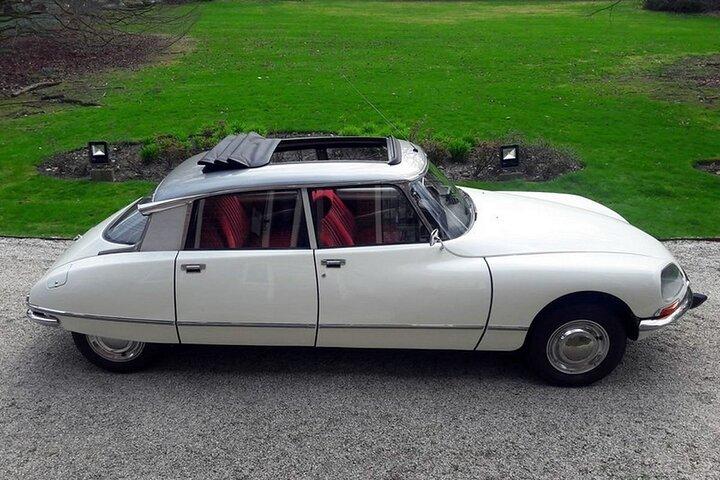 Paris City Tour 3h00 Citroën DS Vintage with Open Roof
