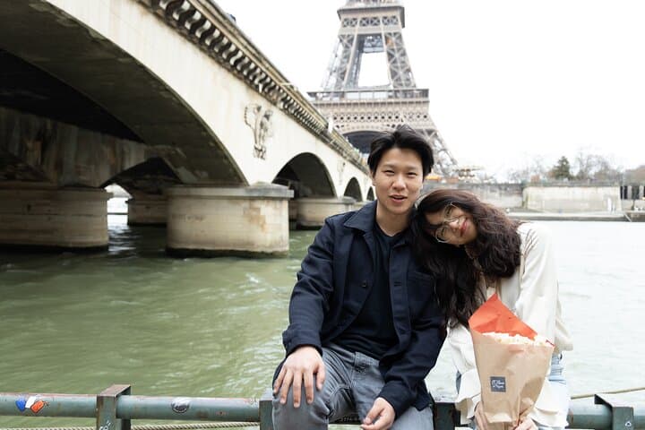 Eiffel and La Seine Photo Shoot - Paris Photographer