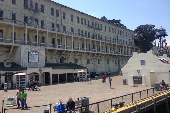 Alcatraz Island Prison Tour and San Francisco Bay Cruise