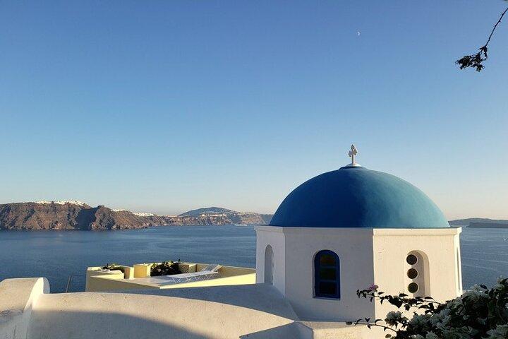 15 Days Relaxing Tour to Milos, Mykonos, Santorini & Athens