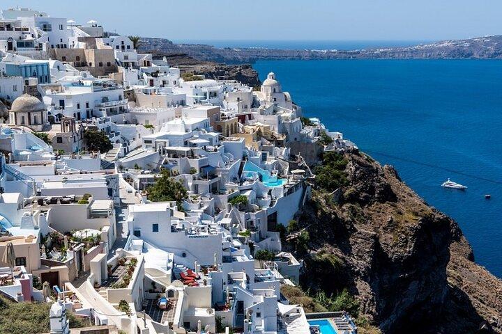 15 Days Relaxing Tour to Milos, Mykonos, Santorini & Athens