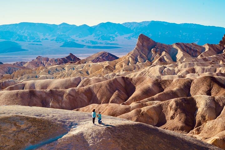 Death Valley Day & Night Tour - Scenic Stops, Sunset & Stargazing