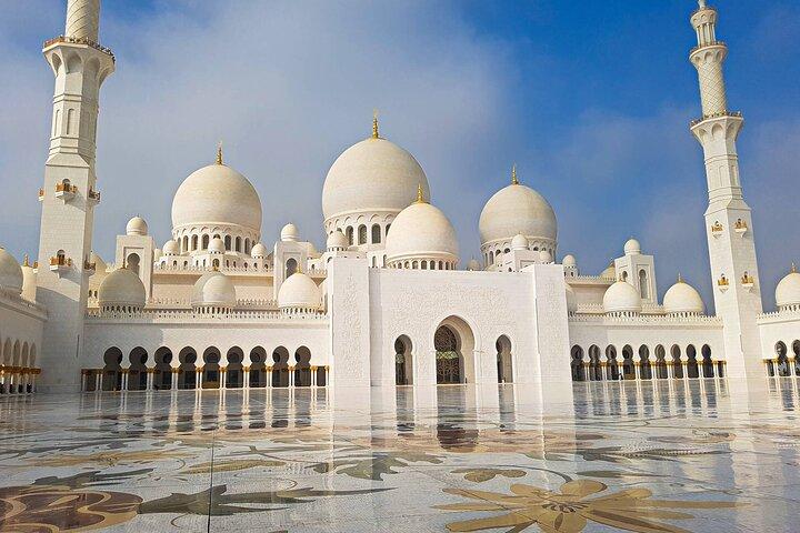 Private Half-Day Tour To Sheikh Zayed Grand Mosque & Louvre Museum in Abu Dhabi