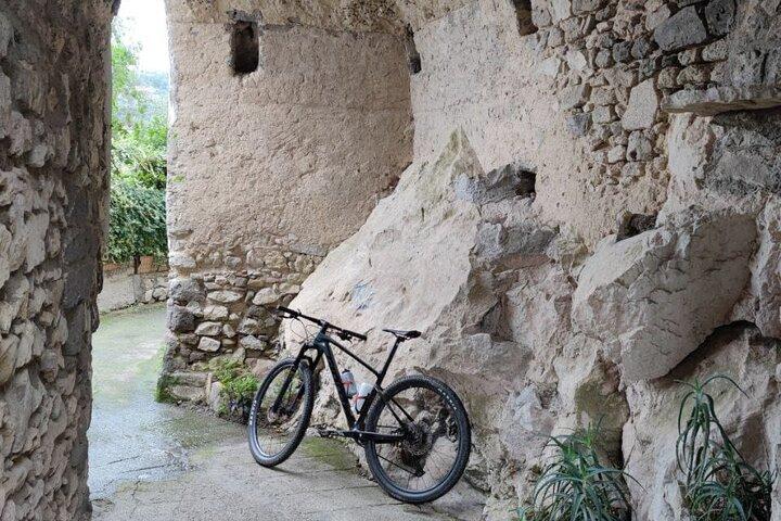 Backroads & Limoncello Experience: Sorrento E-Bike Tour