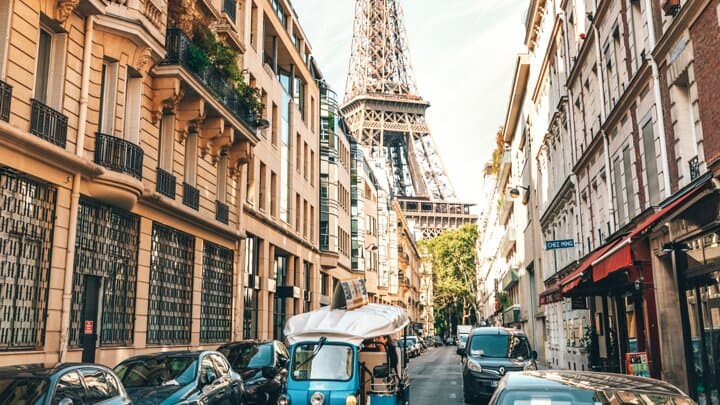 Paris Iconic Sightseeing Spots - Self-Guided Walking Tours